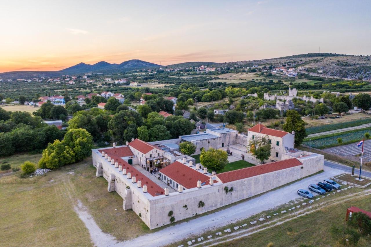 Heritage Hotel Maskovica Han Pakoštane Extérieur photo