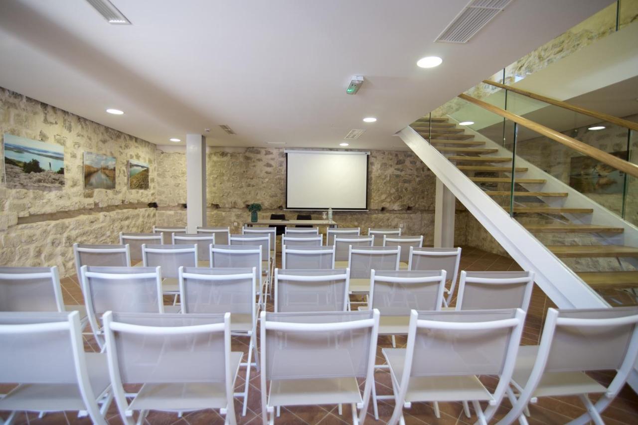 Heritage Hotel Maskovica Han Pakoštane Extérieur photo