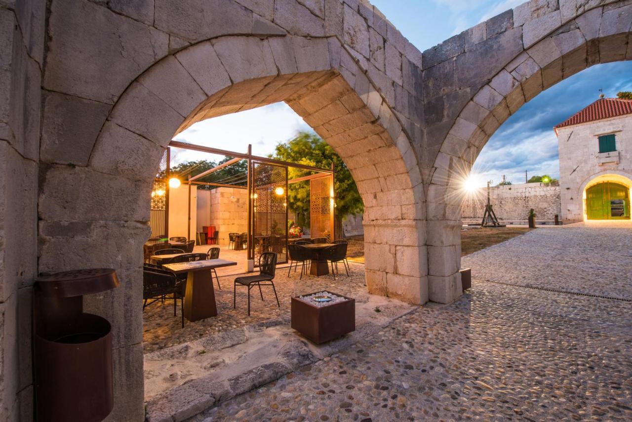 Heritage Hotel Maskovica Han Pakoštane Extérieur photo